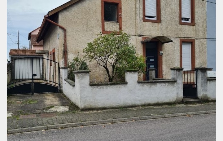 Maison   PETITE-ROSSELLE  168 m2 135 000 € 